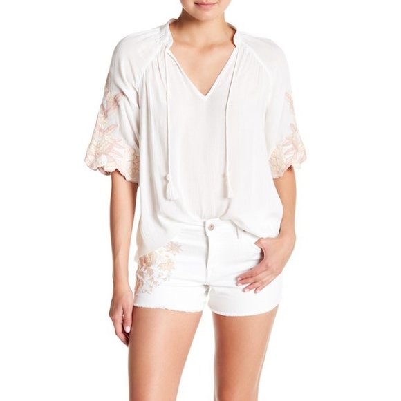 Jessica Simpson Woman’s Catalina Blouse - Picture 1 of 10